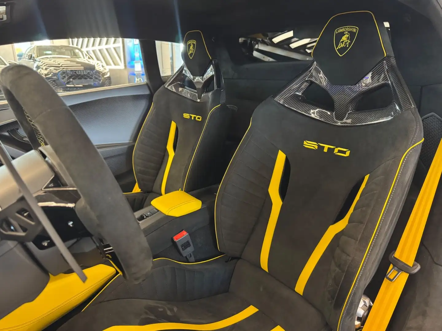 Lamborghini Huracán STO + Lifting-system Grau - 2