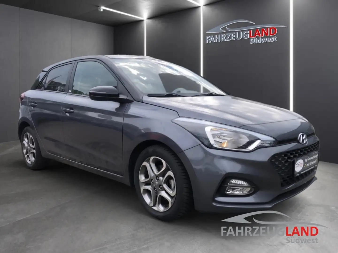 Hyundai i20 YES! Plus 1.0 TGDI Navi Klimatronic SHZ Tempomat L Grau - 2