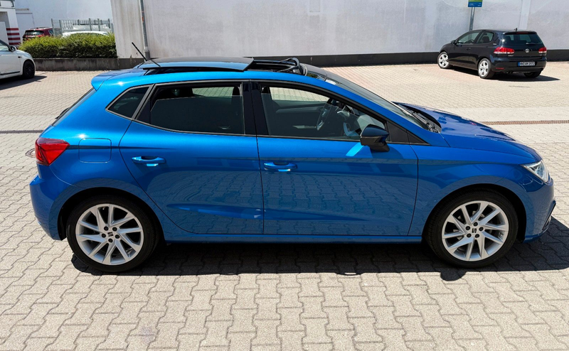 SEAT Ibiza FR NAVI/SHZ/R-CAM/PANO/1HAND — photo 13