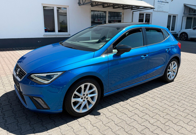 SEAT Ibiza FR NAVI/SHZ/R-CAM/PANO/1HAND