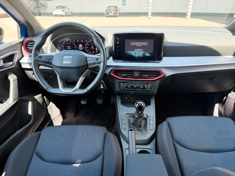 SEAT Ibiza FR NAVI/SHZ/R-CAM/PANO/1HAND — photo 8