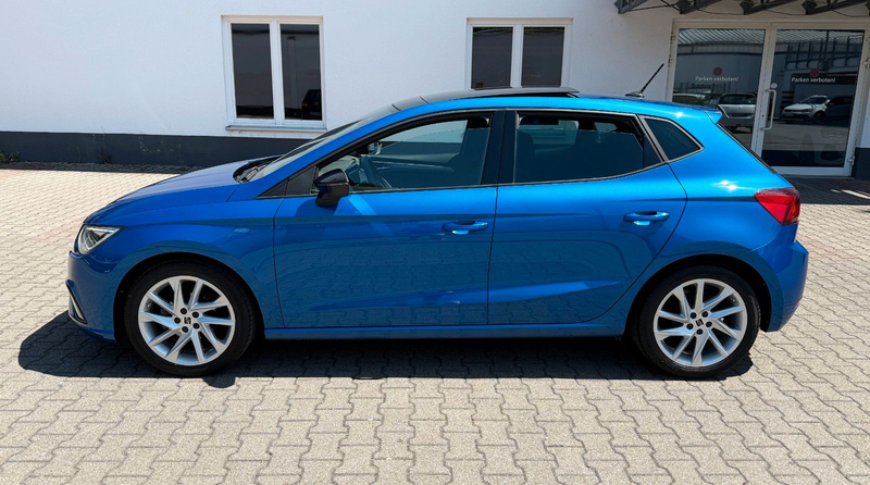 SEAT Ibiza FR NAVI/SHZ/R-CAM/PANO/1HAND — photo 3