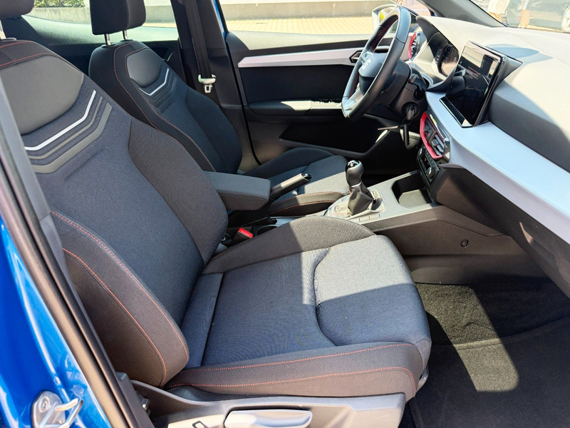 SEAT Ibiza FR NAVI/SHZ/R-CAM/PANO/1HAND — photo 10