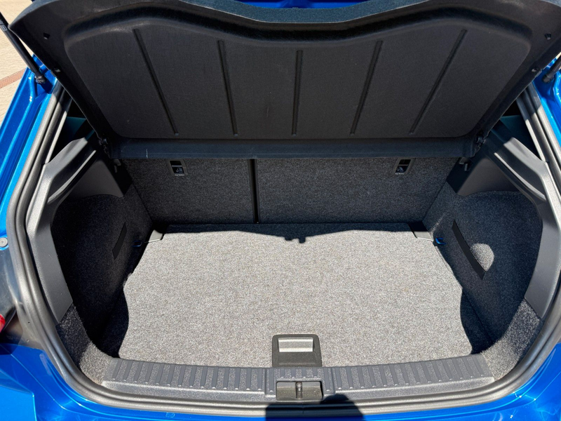 SEAT Ibiza FR NAVI/SHZ/R-CAM/PANO/1HAND — photo 6