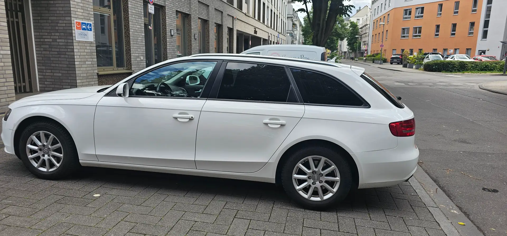 Audi A4 A4 Avant 2.0 TDI 150PS  diesel multitronic Ambi Fehér - 2