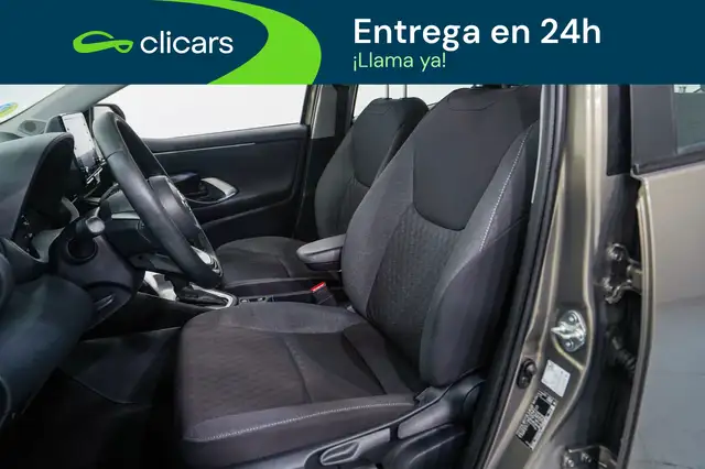 Toyota Yaris view 14