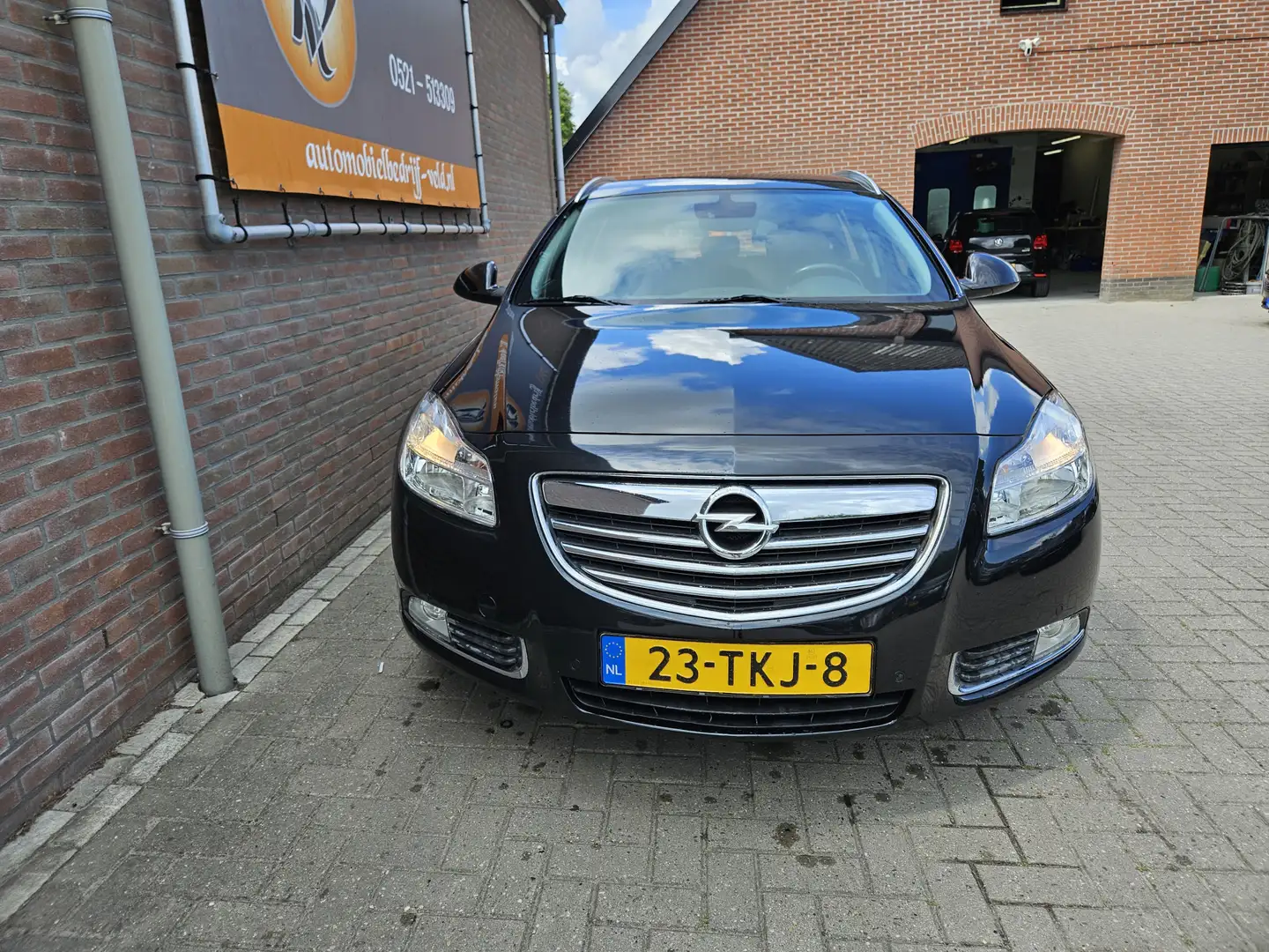 Opel Insignia Sports Tourer 1.4 Turbo EcoFLEX Business Edition Zwart - 2