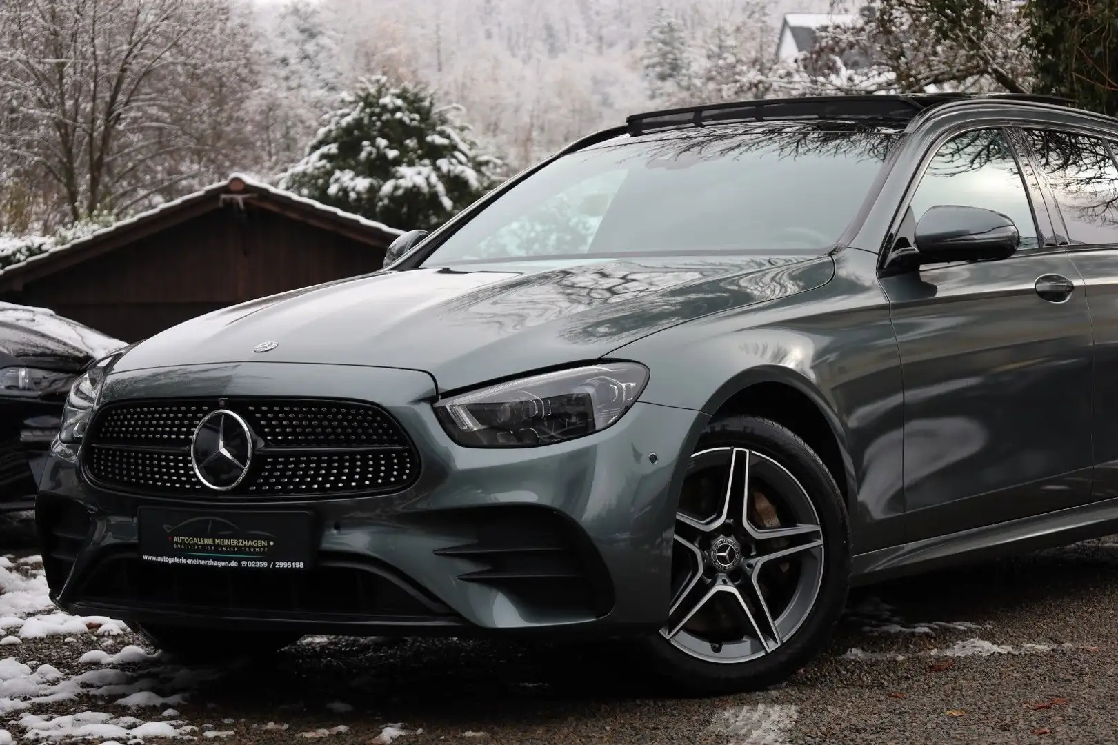 Mercedes-Benz E 300 de T 4Matic/AMG-LINE/PANO/BURMESTER/VOLL/M Gris - 2
