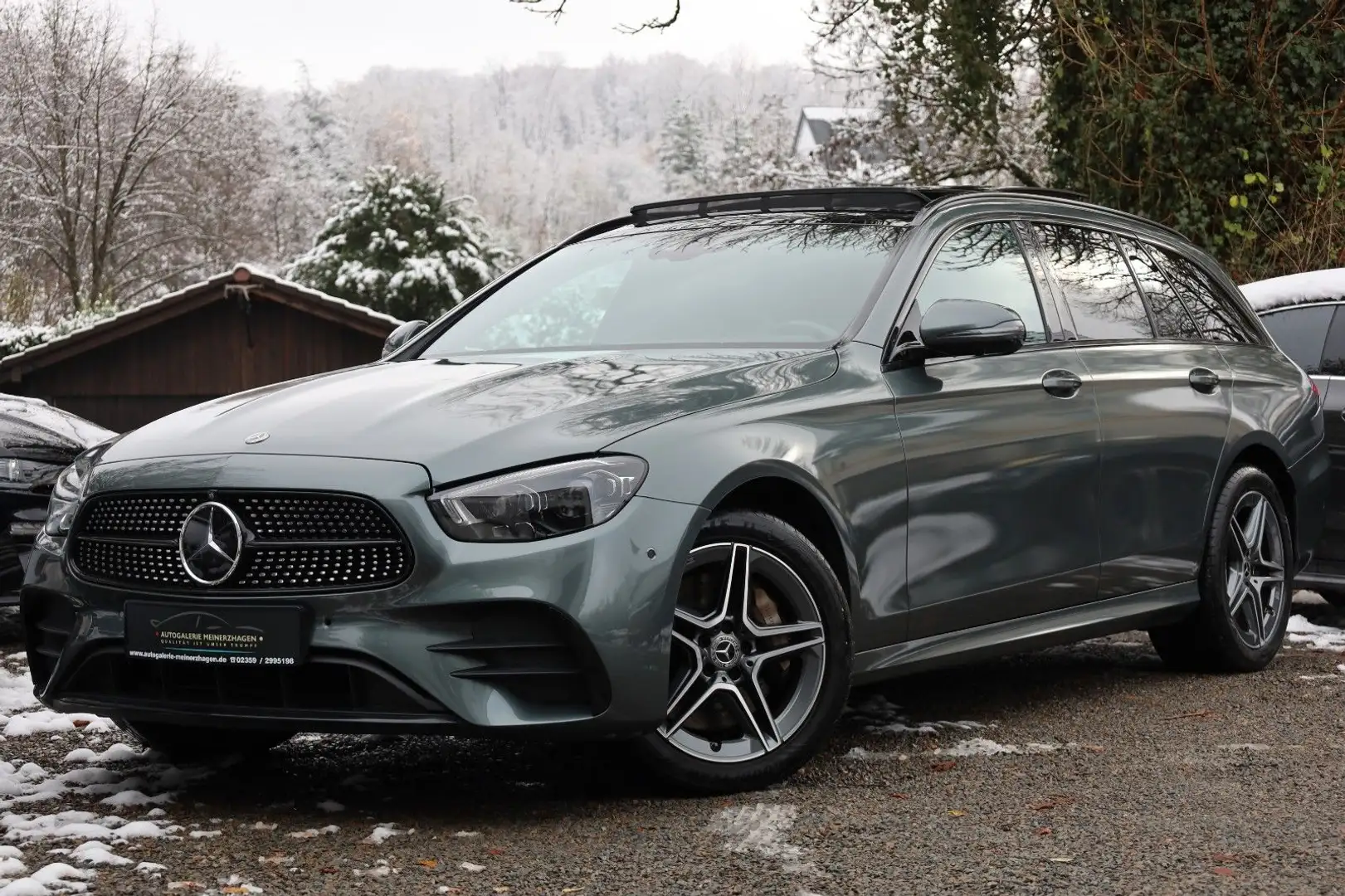 Mercedes-Benz E 300 de T 4Matic/AMG-LINE/PANO/BURMESTER/VOLL/M Gris - 1