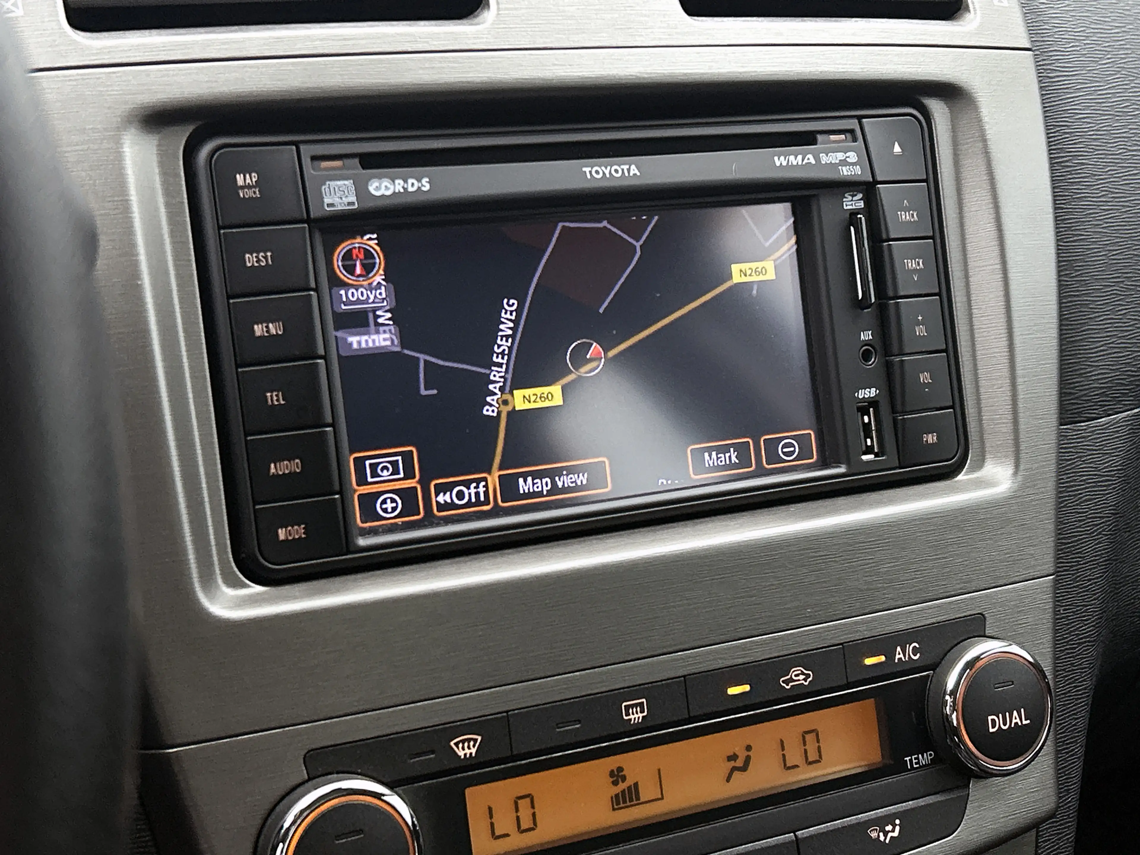 Toyota Avensis 2.0 VVTi Dynamic Business — photo 10