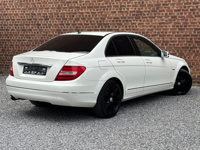 Mercedes-Benz C 180 C 180 CGI BlueEFFICIENCY Avantgarde — photo 6