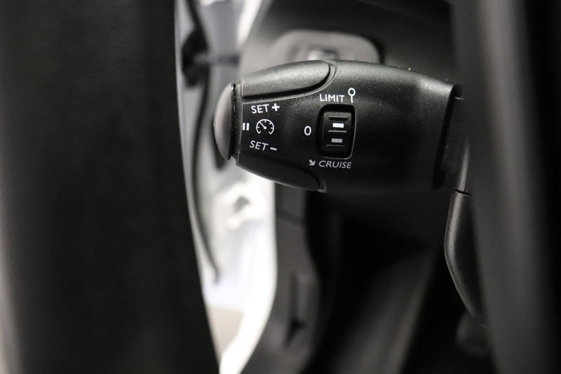 Peugeot Partner 1.2 110PK Benzine - Airco - Navi - Cruise - € 11.9 — photo 14