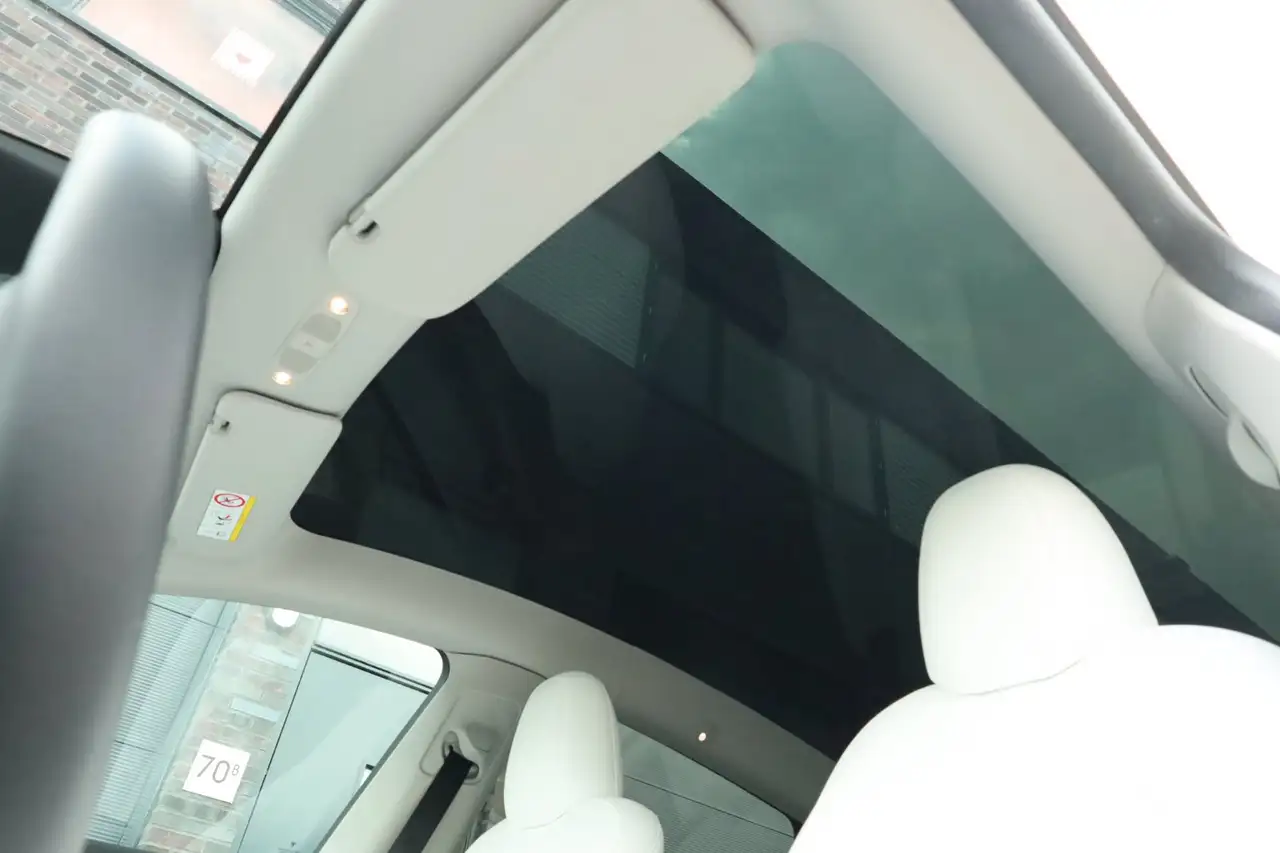 Tesla Model Y RWD 58 kWh, миниатюра 29