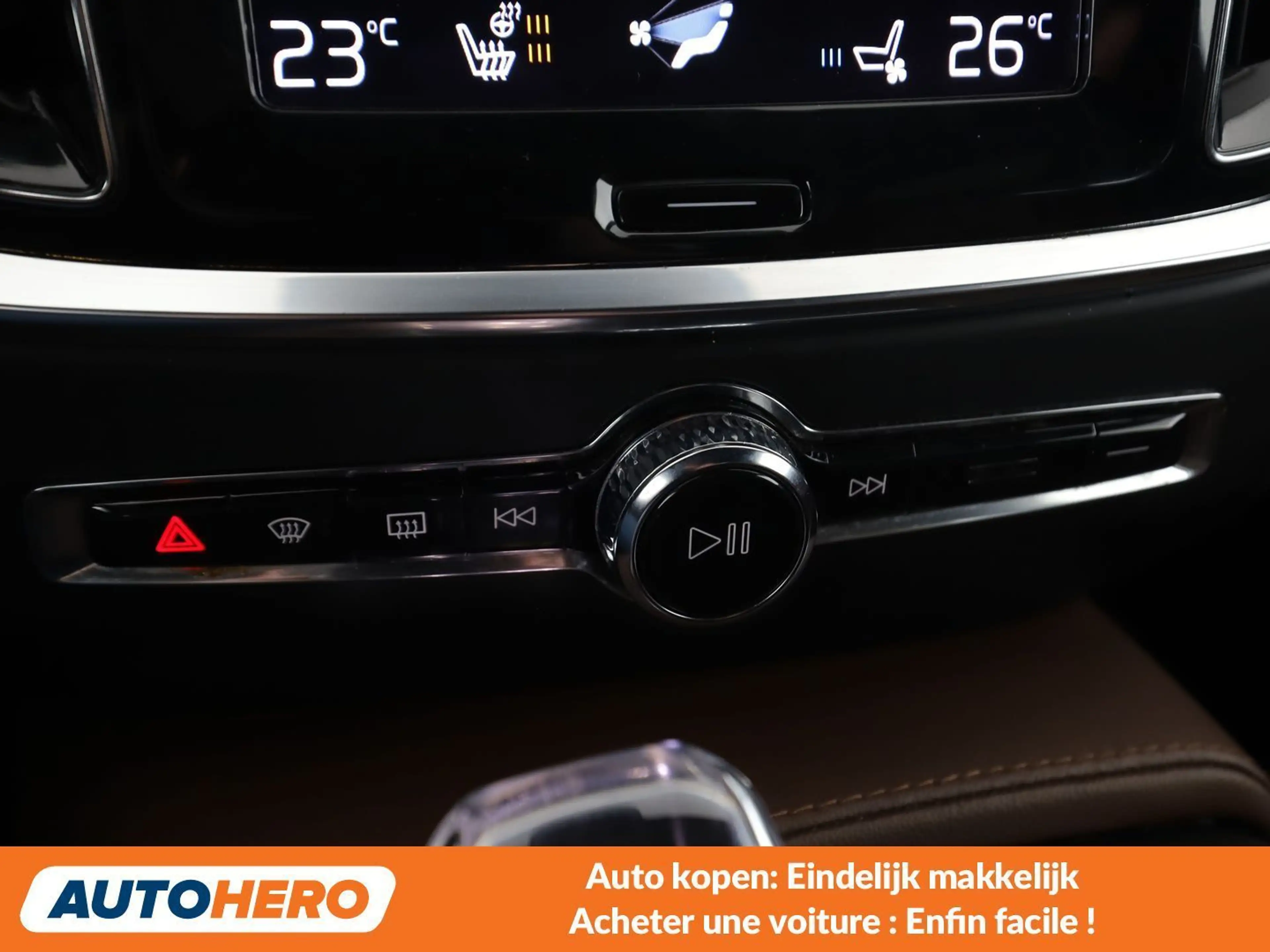 Volvo S60 2.0 T8 Plug-in Hybrid Inscription AWD — photo 13