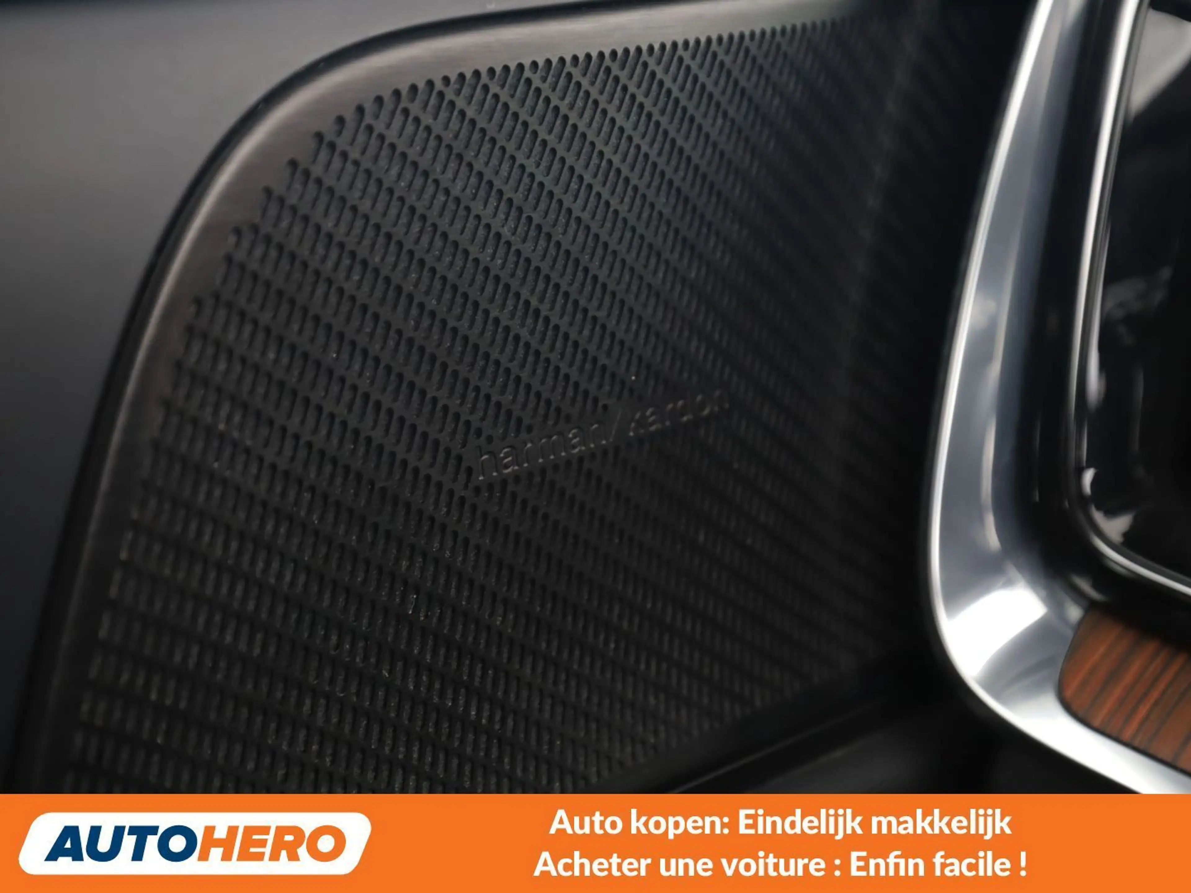 Volvo S60 2.0 T8 Plug-in Hybrid Inscription AWD — photo 15