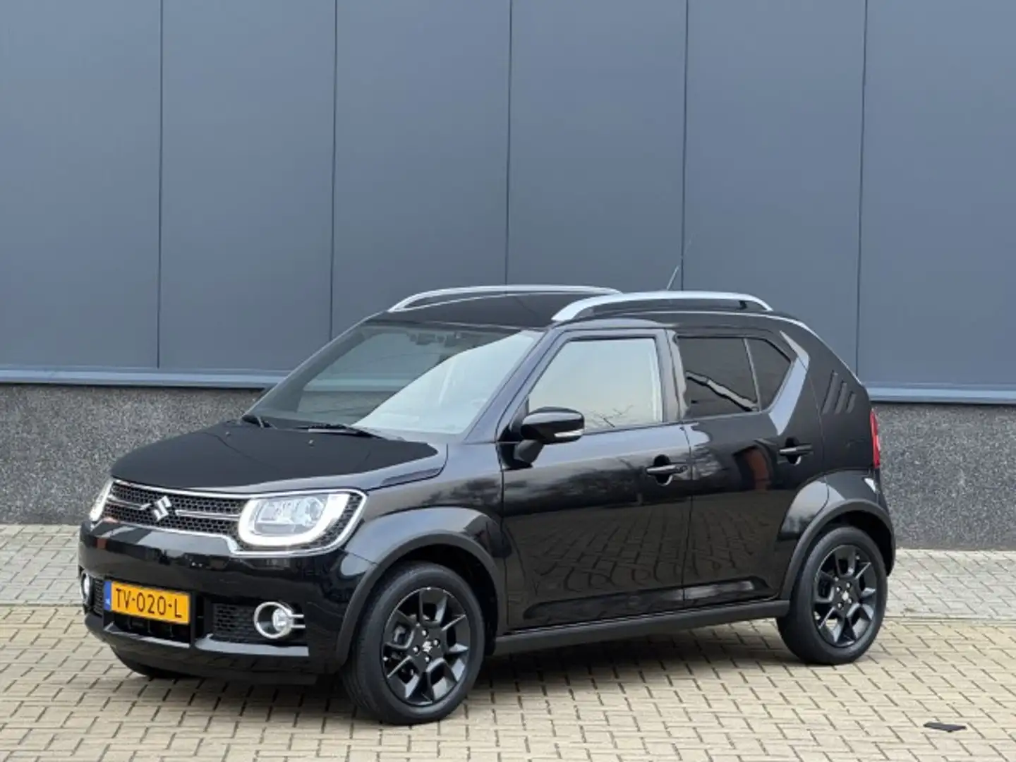 Suzuki Ignis 1.2 Stijl Smart Hybrid Noir - 1