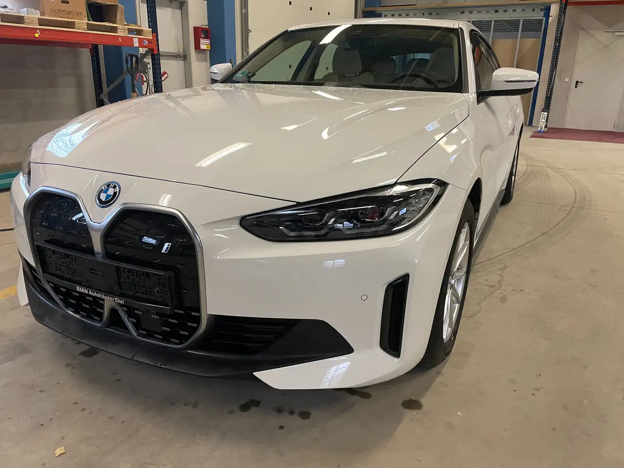 BMW i4