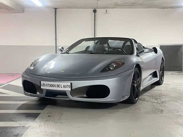 Ferrari F430 4.3 V8 489