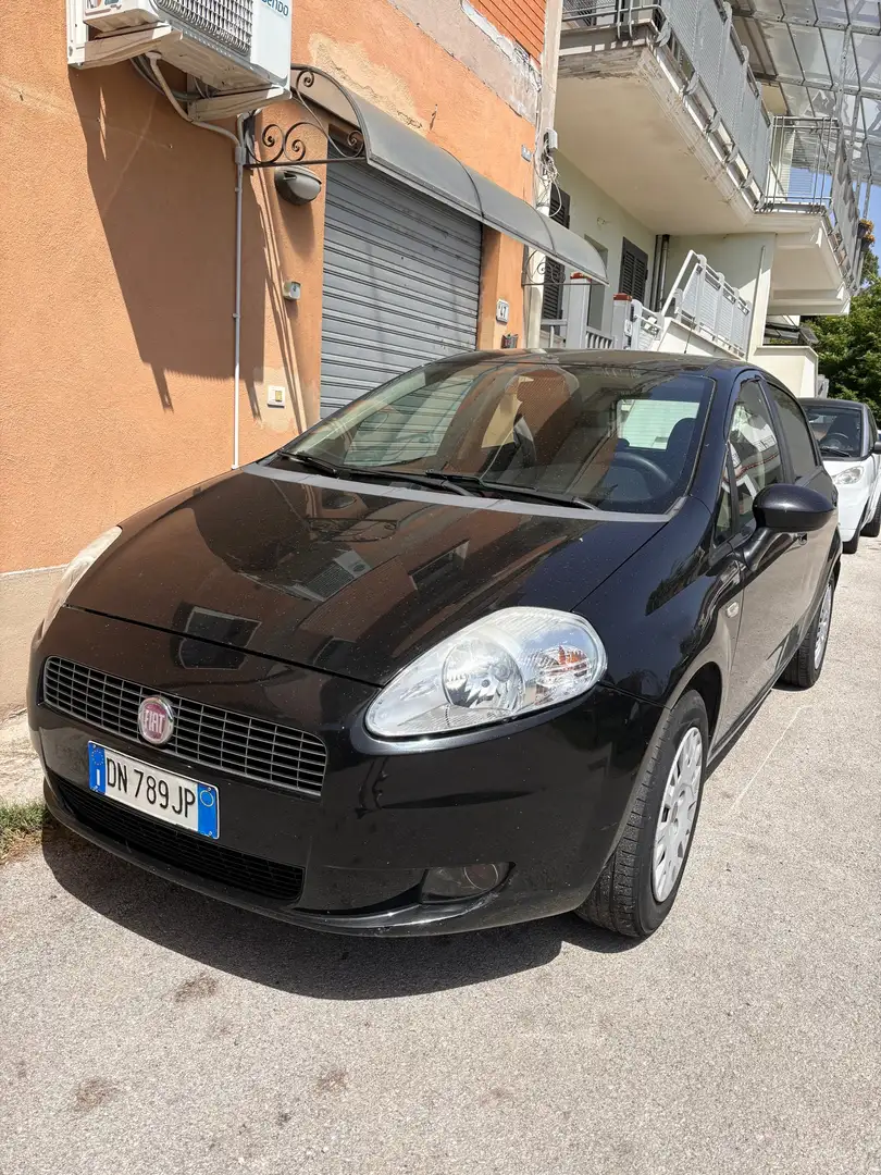Fiat Grande Punto 5porte 1.4Benz NON TRATTABILE Nero - 1