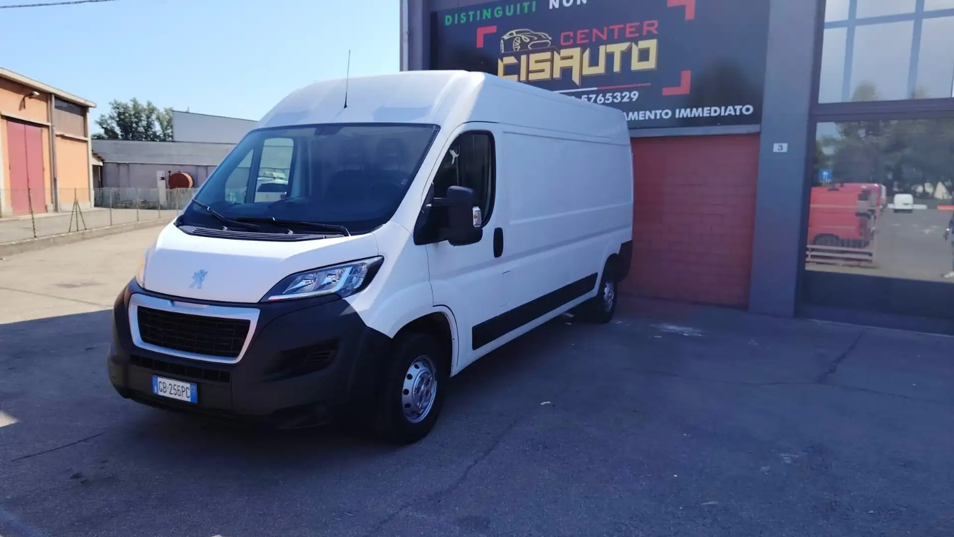Peugeot Boxer Boxer 335 2.2 BlueHDi 165 S&S PLM-TM Furgone Blanc - 1