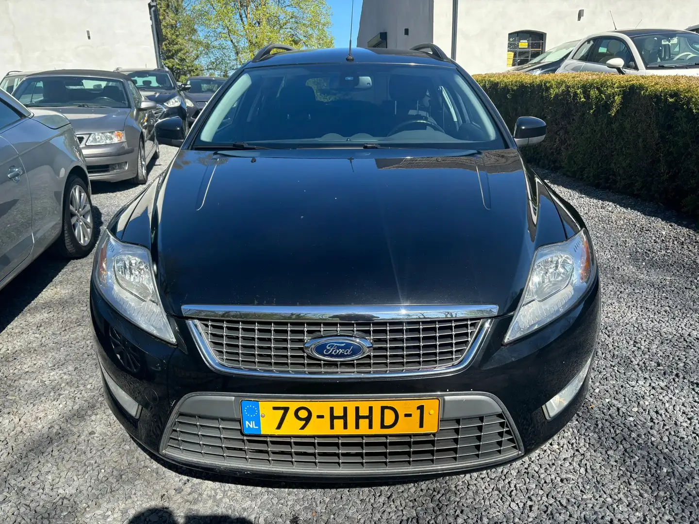 Ford Mondeo Wagon 2.0-16V Titanium Zwart - 2