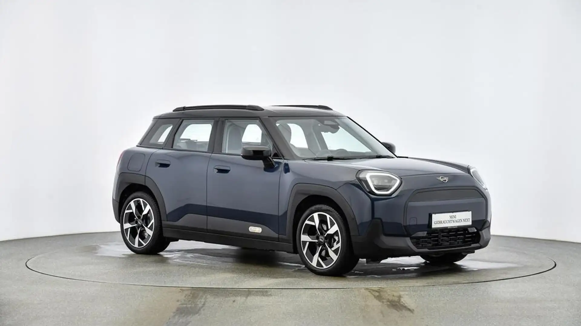 MINI Aceman E J05 HC0 Blau - 1