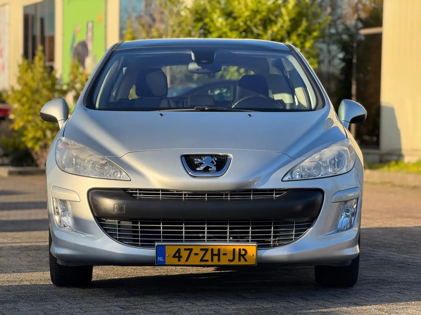 Peugeot 308 1.6 VTi XS | Climate control | Panoramadak | APK 1 Gris - 2