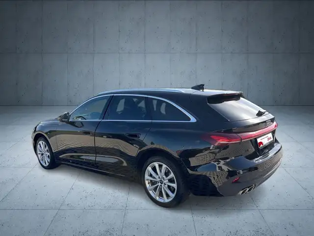 Audi A5 view 4