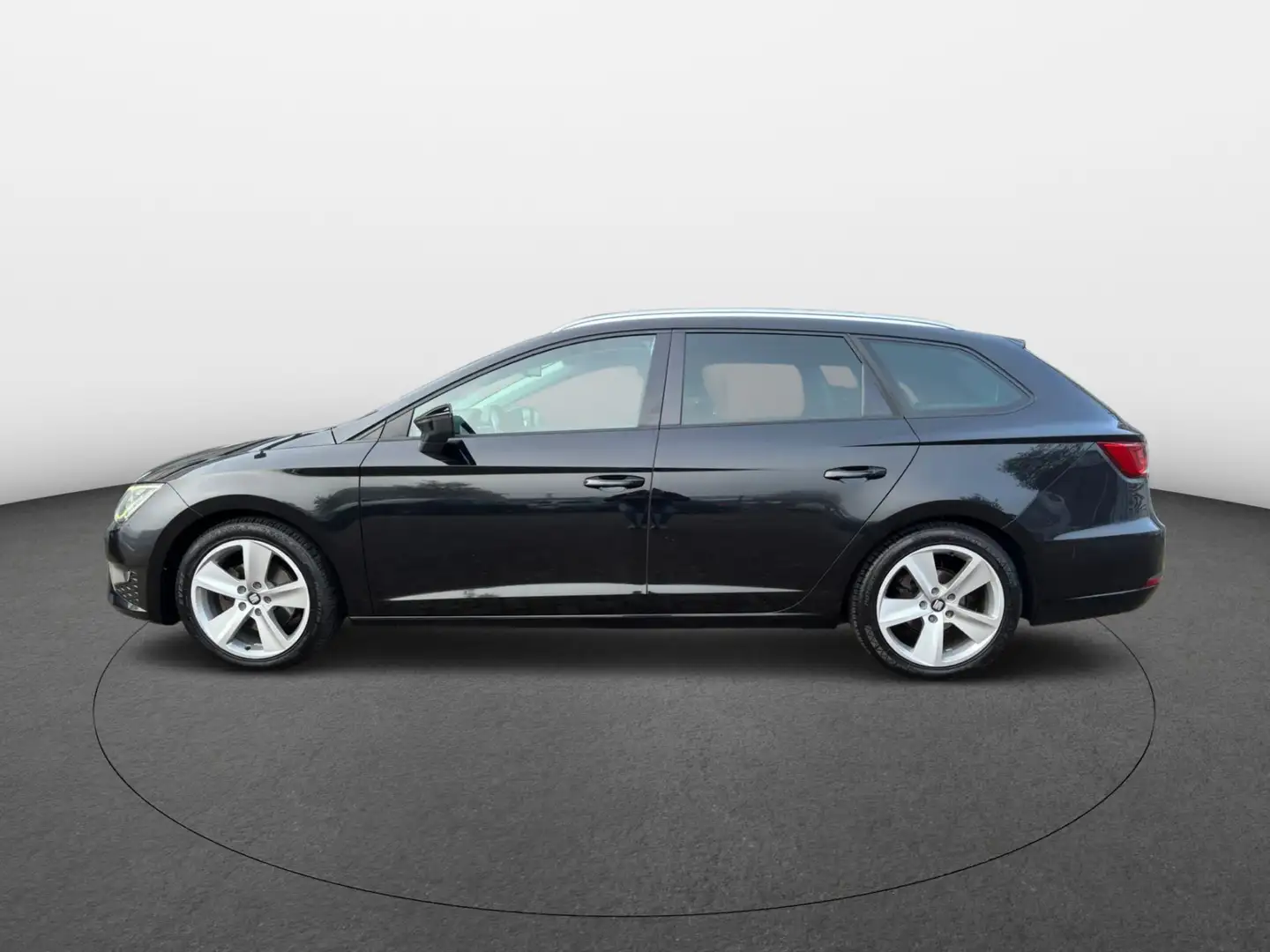 SEAT Leon ST 1.4 TSI DSG 150PK FR NAVI CRUISE CLIMA FULL-LED Noir - 2