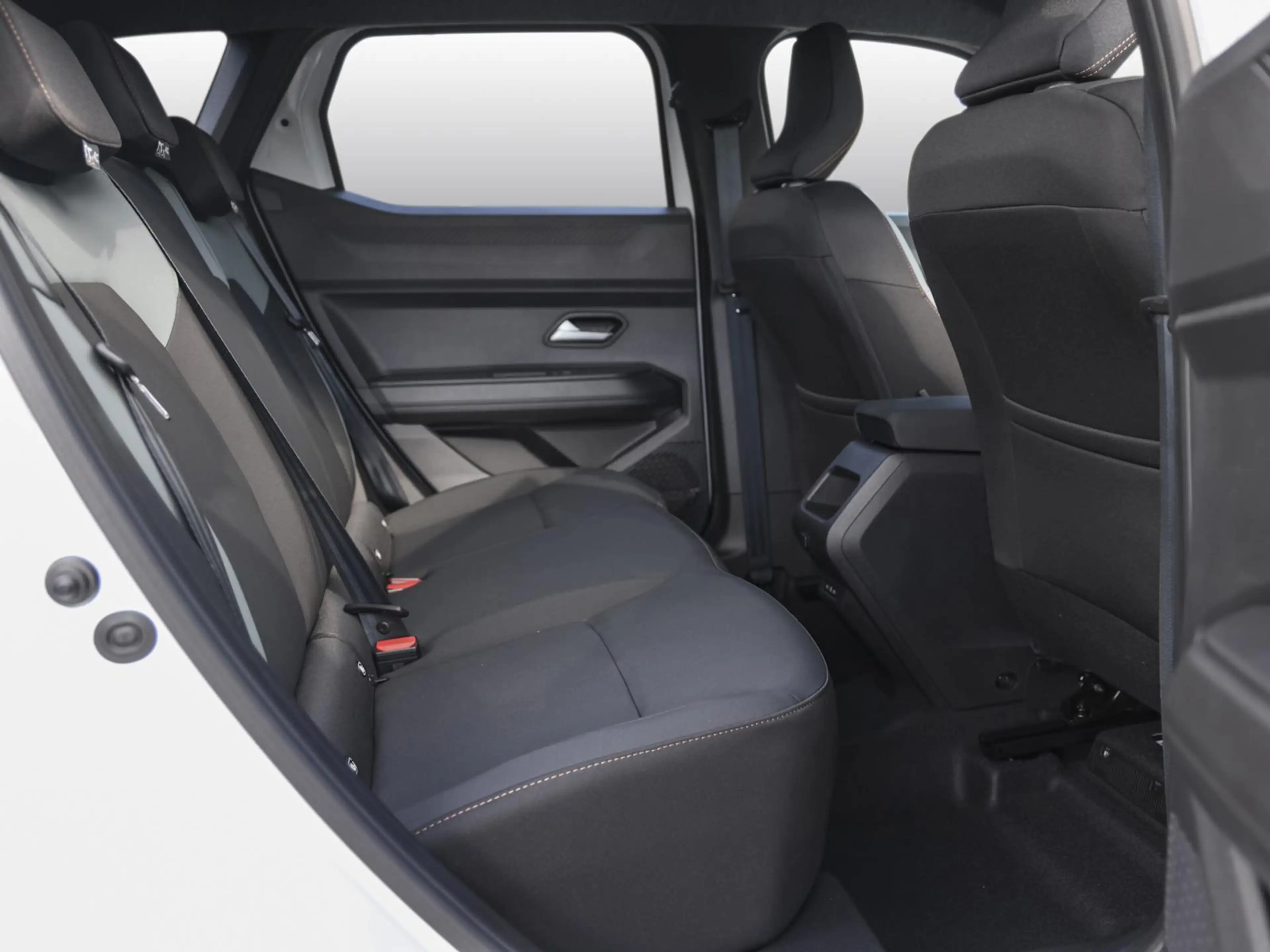 Dacia Duster Extreme mild hybrid 140 NAVI SHZ PDC LHZ — photo 4