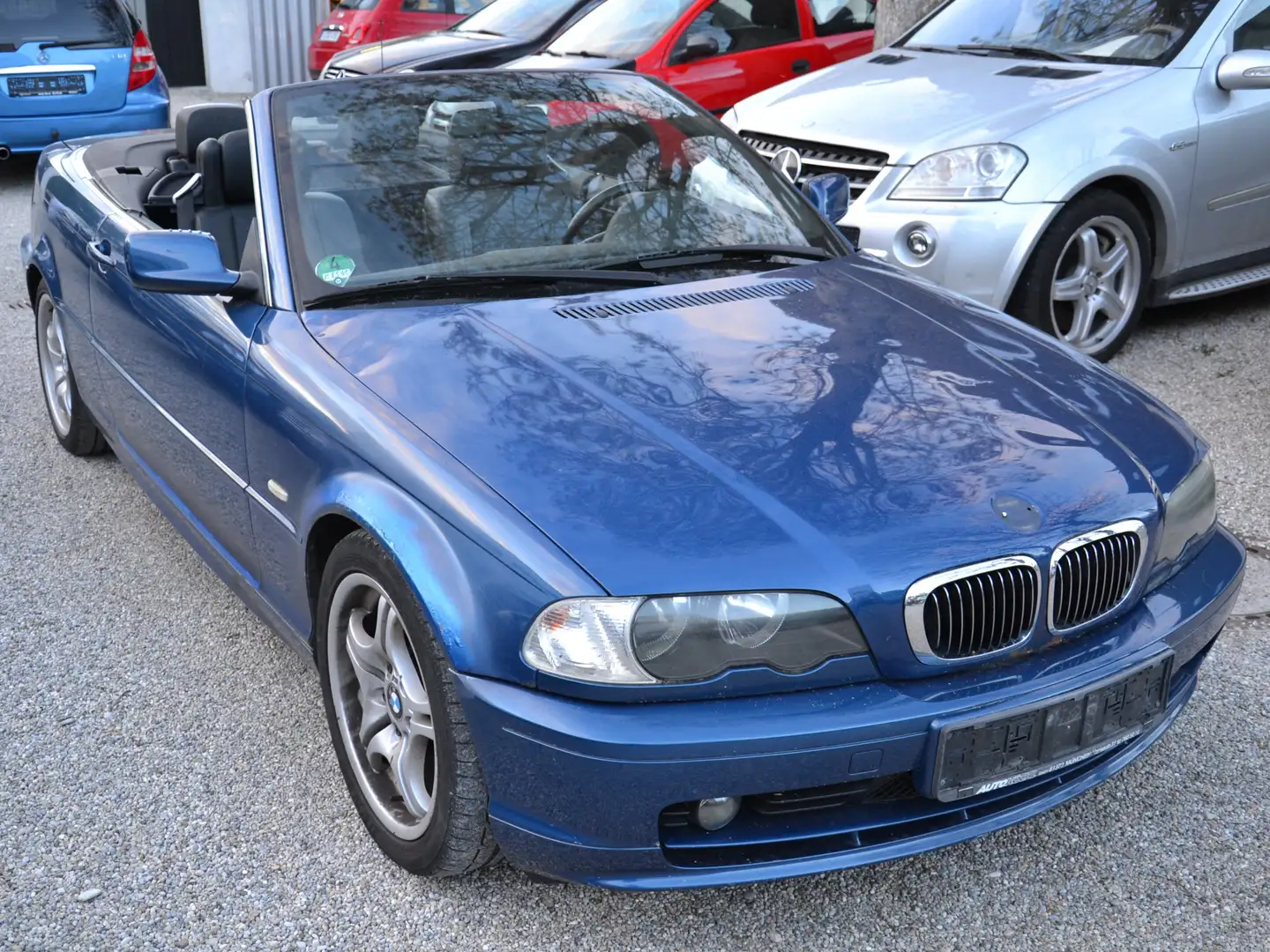 BMW 323 Ci E46 Cabrio Aut.1.Hand *Verdeck Neu* Vollaust. Blau - 2