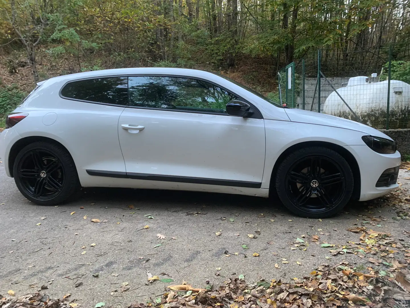 Volkswagen Scirocco Scirocco III 20082.0 tdi Bianco - 2