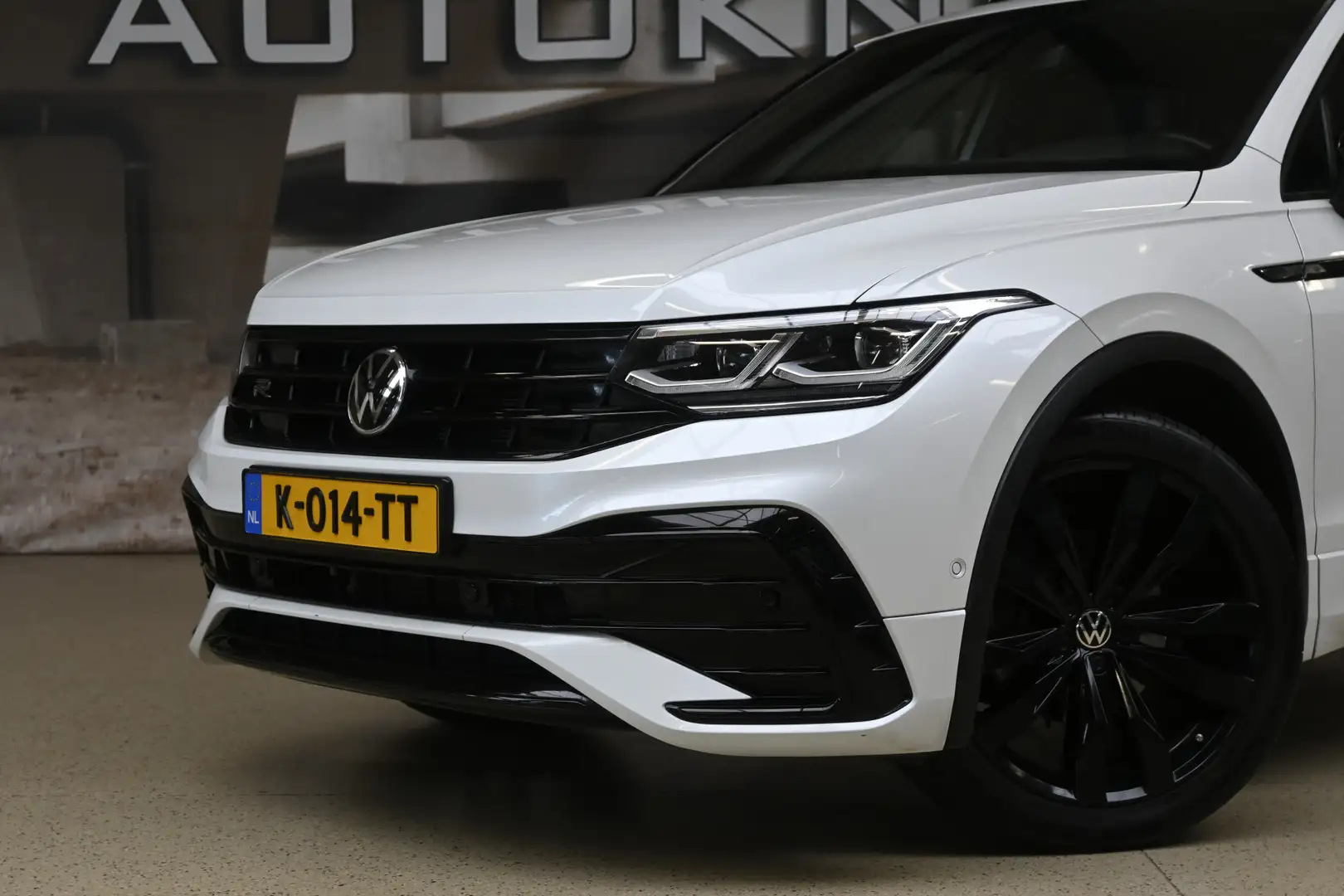 Volkswagen Tiguan 1.5 TSI 150pk R-Line Business+ | NL-auto | DCC | P Weiß - 2