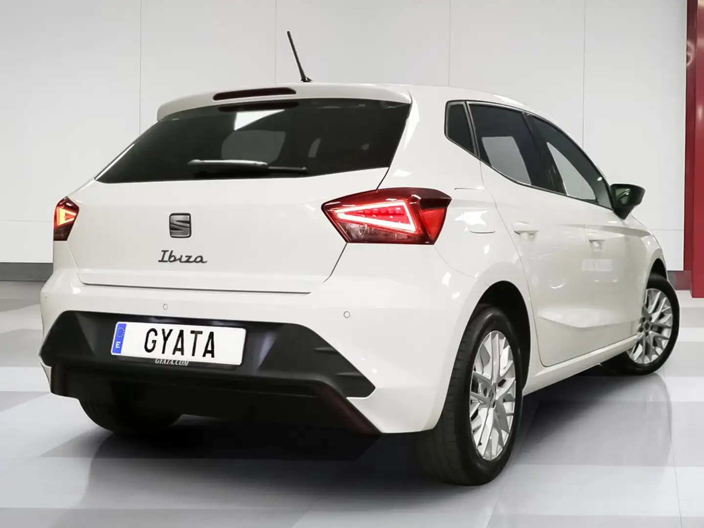 SEAT Ibiza 1.0 TSI S&S Style 85kW Blanco - 2