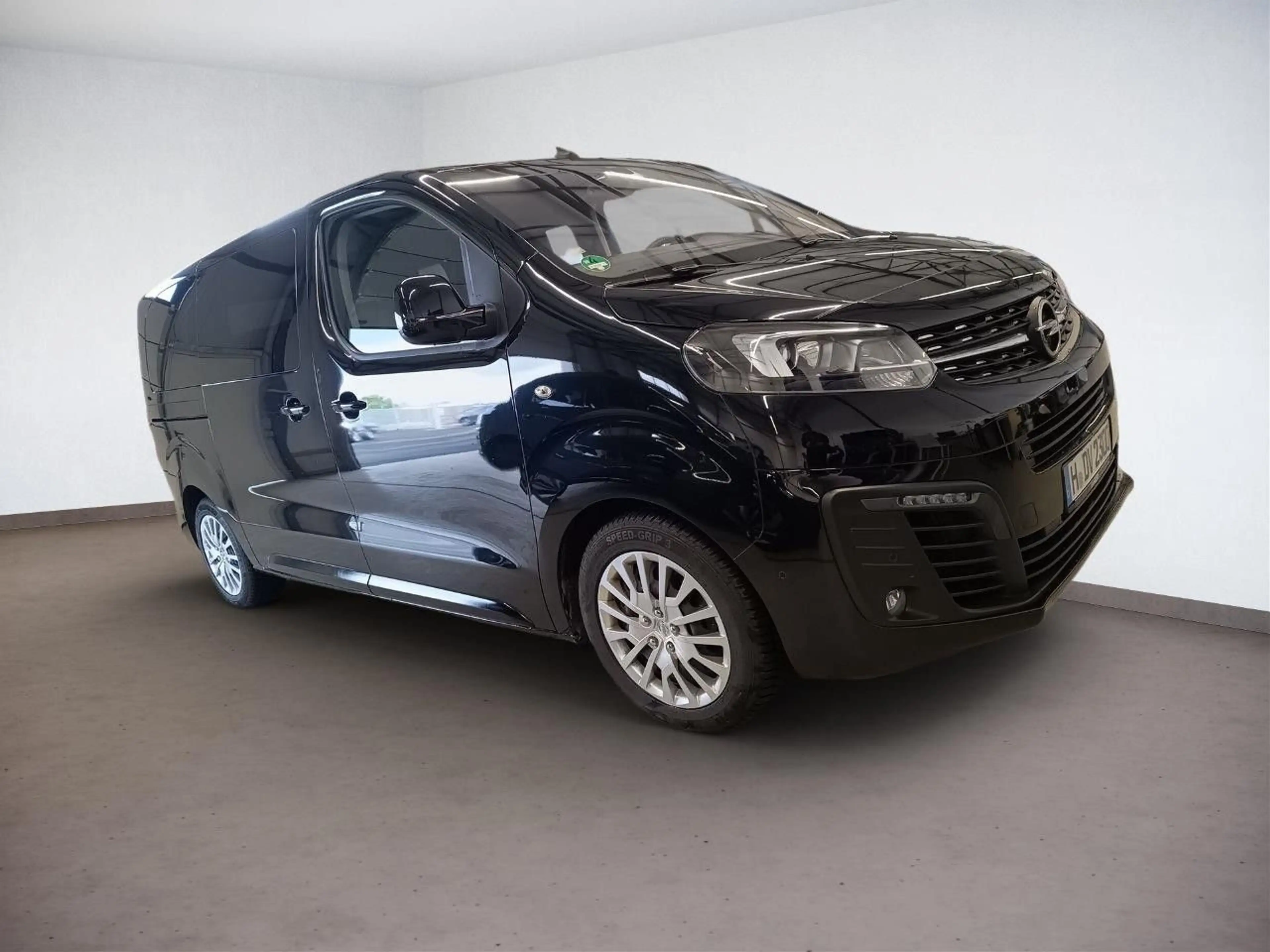 Opel Zafira Life M 2.0 D[Euro6d] S/S AT8 Edition — photo 2