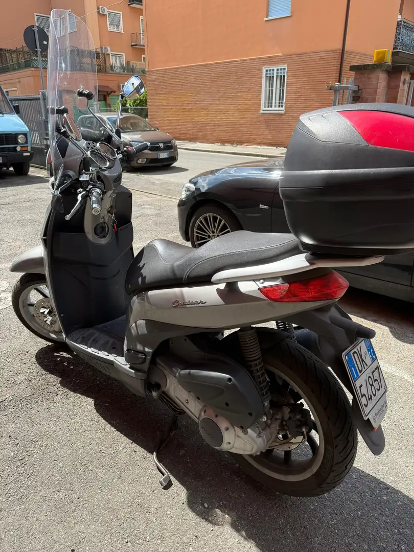 Piaggio Carnaby 300 cruiser Argento - 2