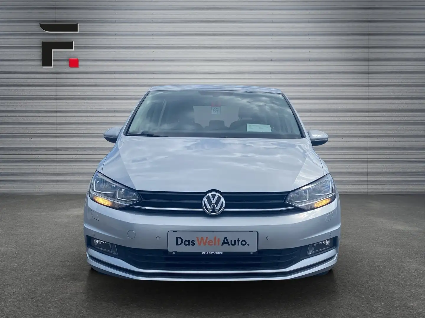 Volkswagen Touran Trendline TDI SCR Silber - 2