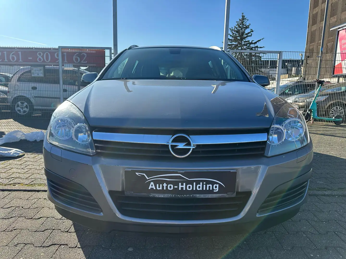 Opel Astra 1.6 16v Caravan Easytronic Edition PDC RDK Gris - 2