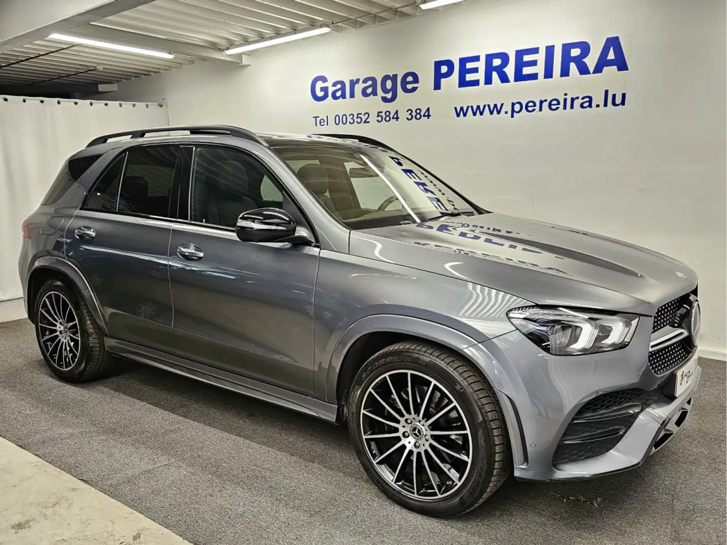 Mercedes-Benz GLE 400 D 4MATIC AMG LINE HEAD UP BURMESTER PANO CUIR NAVI Gris - 1