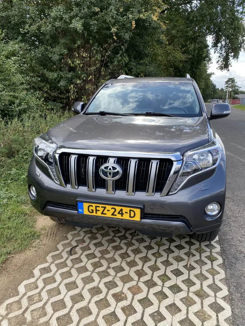 Toyota Land Cruiser 2.8 D-4D Automatik Comfort - 1