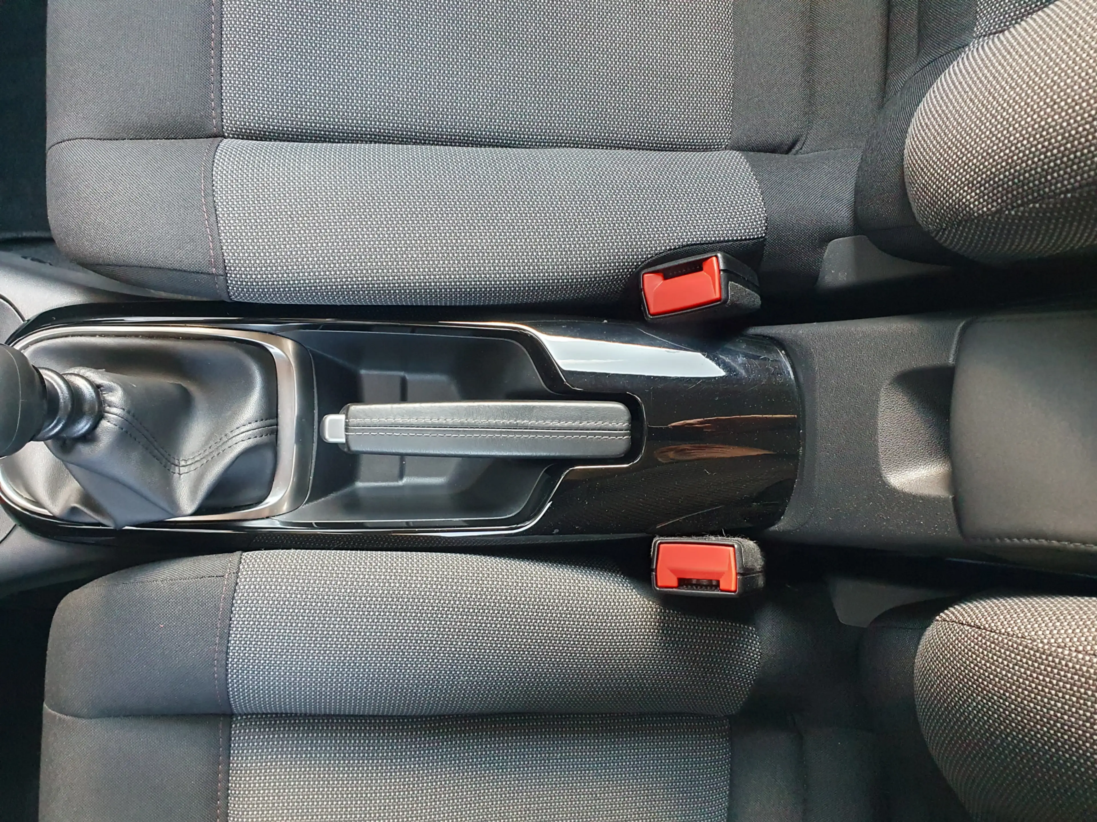 Citroen C4 Cactus 1.2 PureTech Business NAVI/PDC/CRUISE/LMV — photo 42