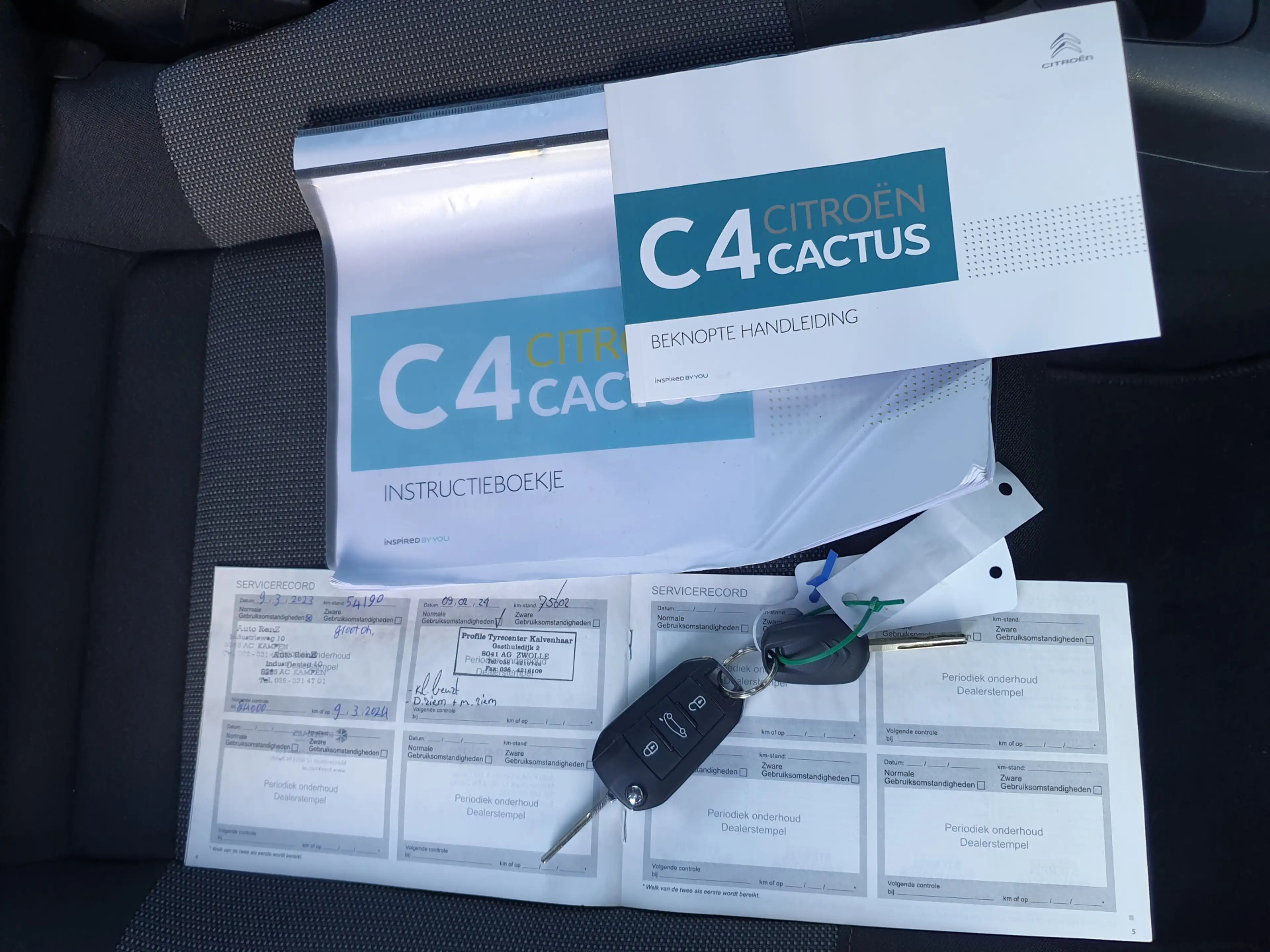 Citroen C4 Cactus 1.2 PureTech Business NAVI/PDC/CRUISE/LMV — photo 13