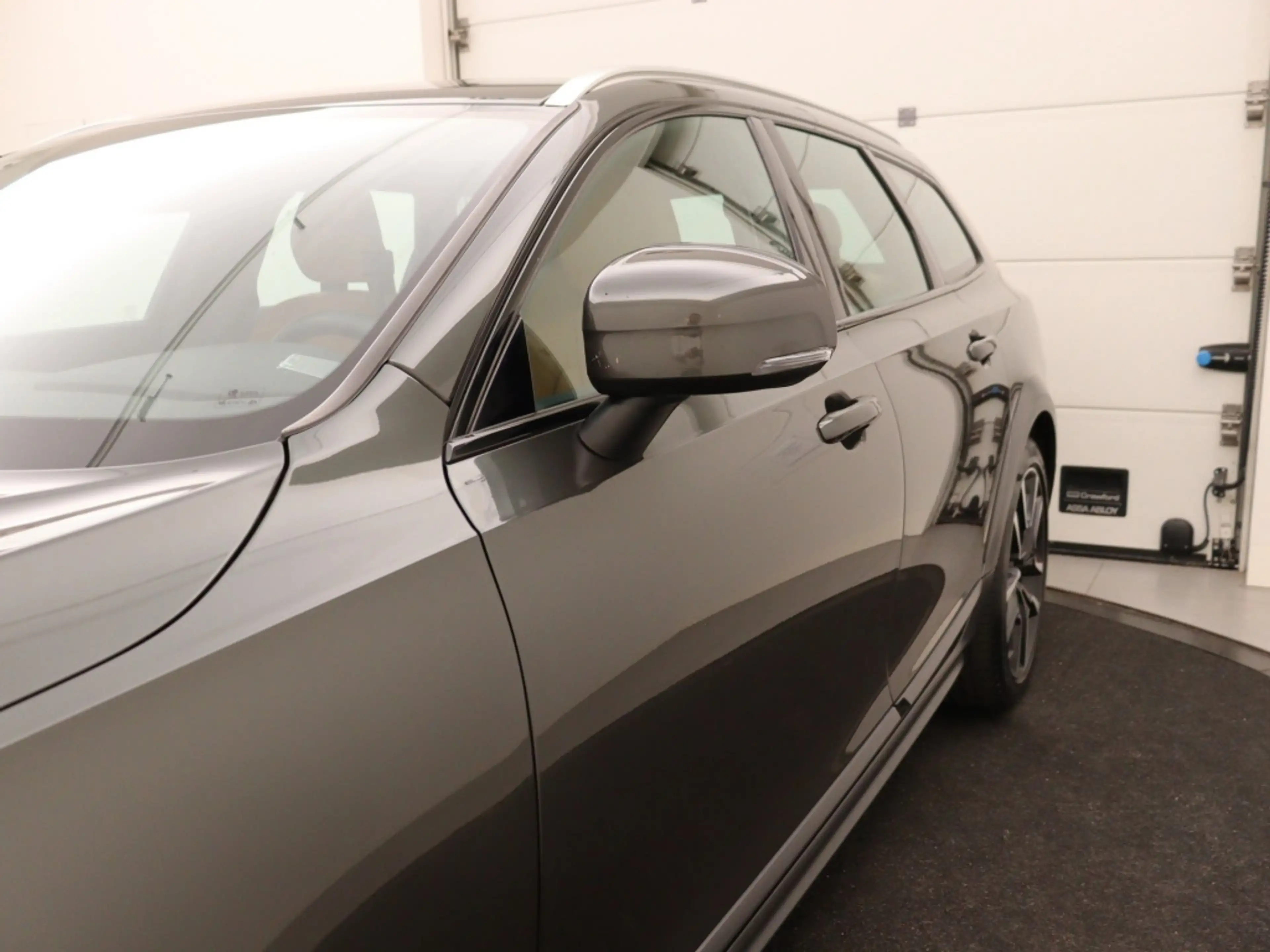 Volvo V90 Cross Country T5 AUT(8) 90th ANNIVERSARY EDITION LEDER ACC BLIS — photo 10