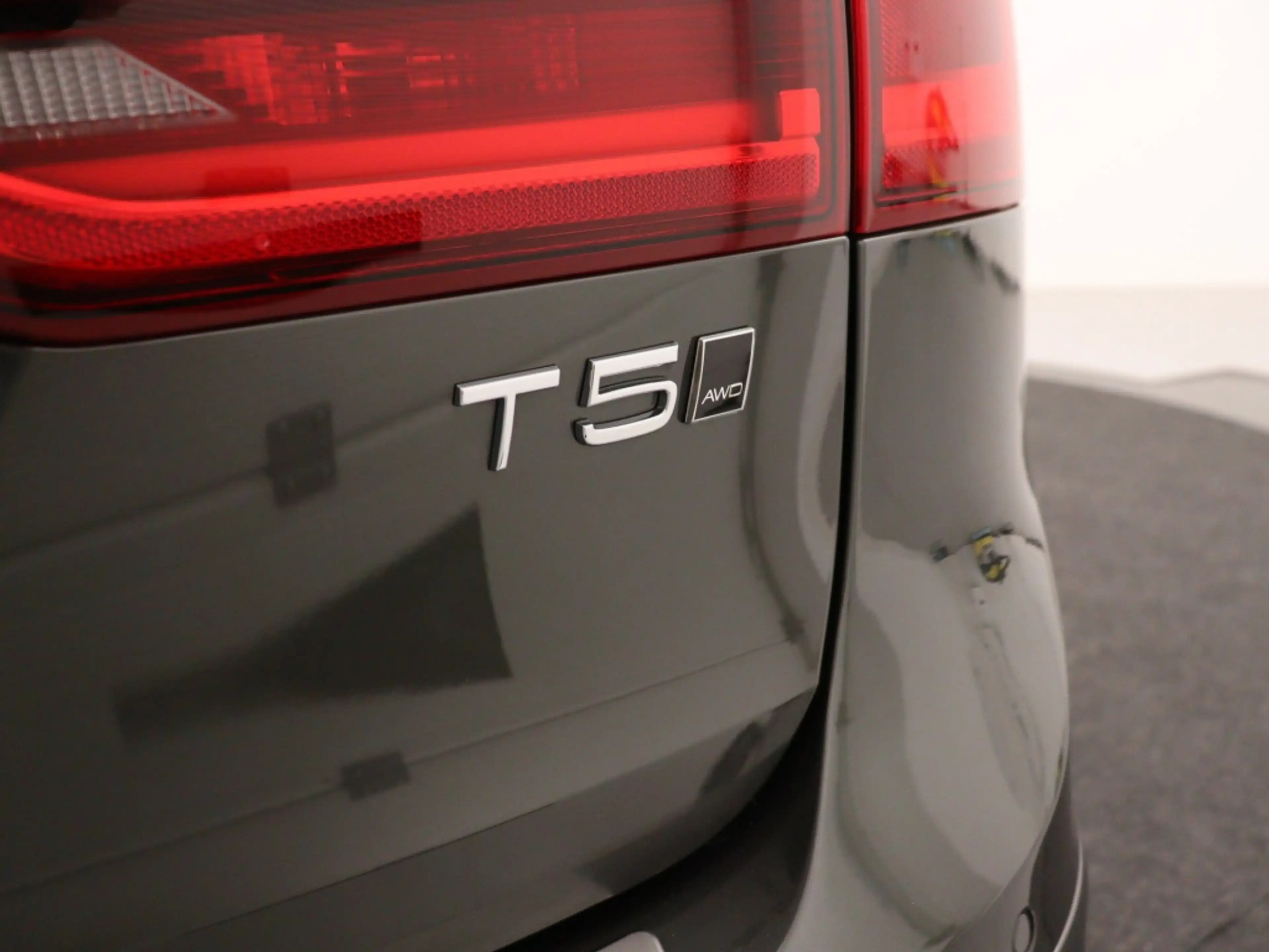Volvo V90 Cross Country T5 AUT(8) 90th ANNIVERSARY EDITION LEDER ACC BLIS — photo 12