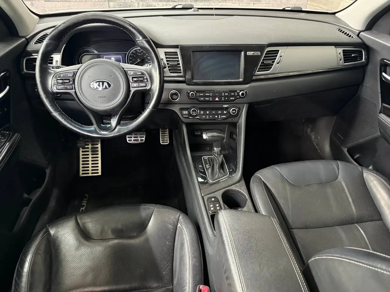 Kia Niro снимка Kia Niro