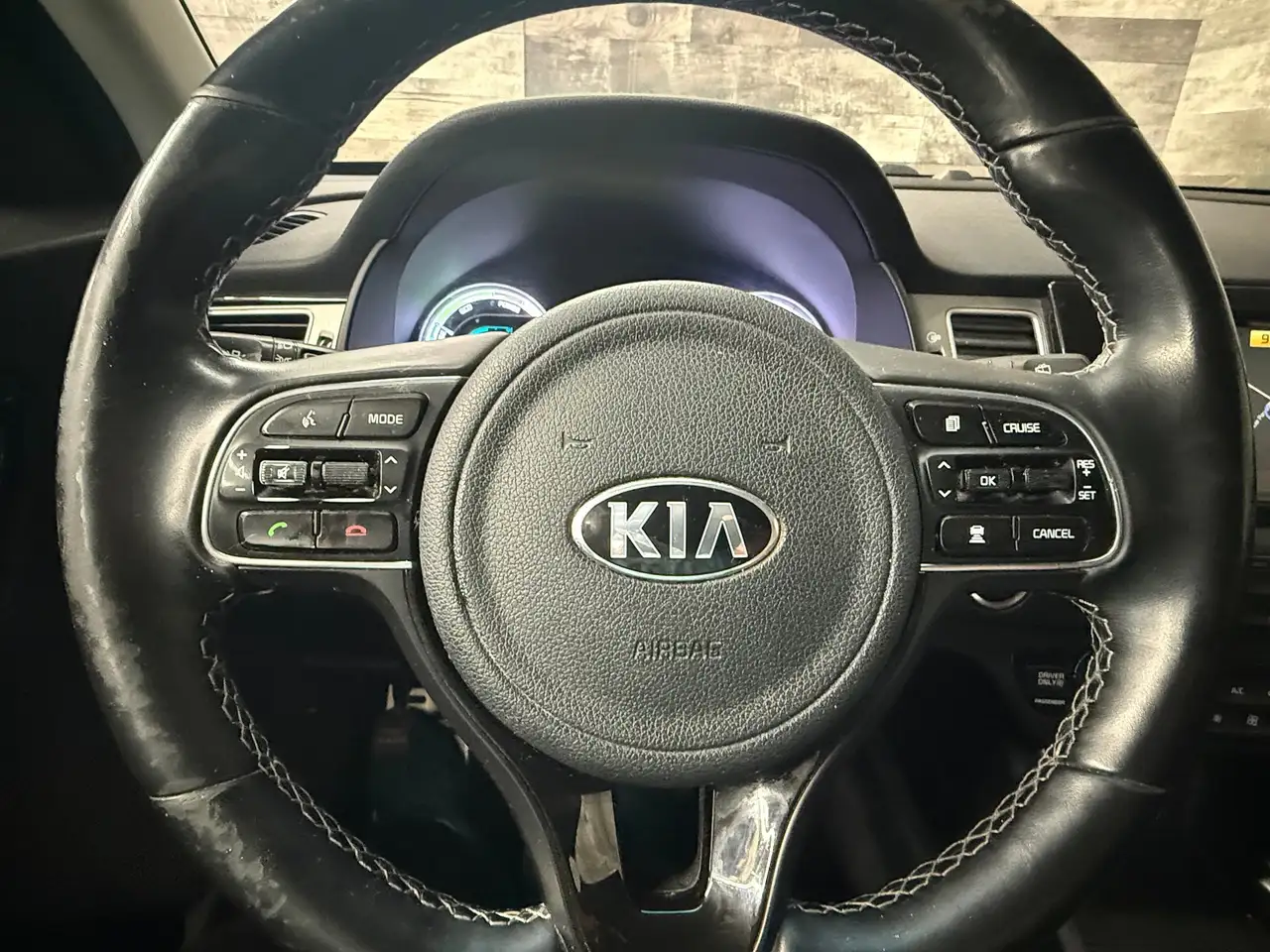Kia Niro снимка Kia Niro