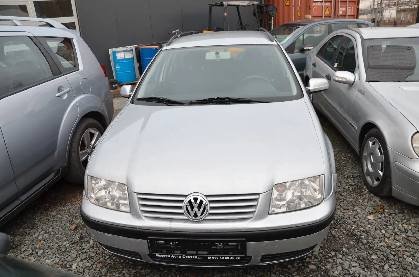 Volkswagen Bora 1.6Basis Variant* *!! Händler / Export !! Silver - 2