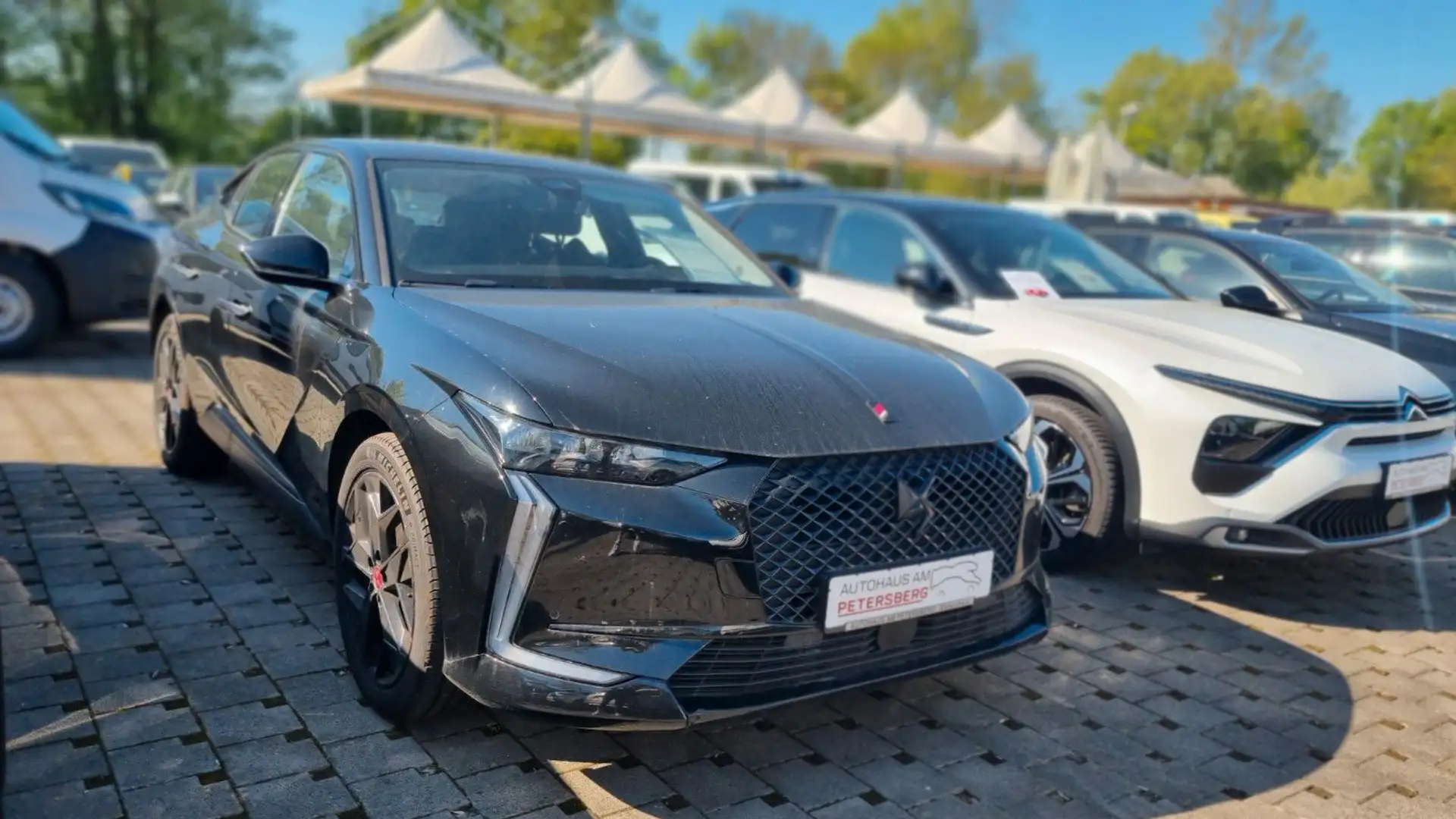DS Automobiles DS 4 PureTech 130 EAT8 Performance Line Schwarz - 2