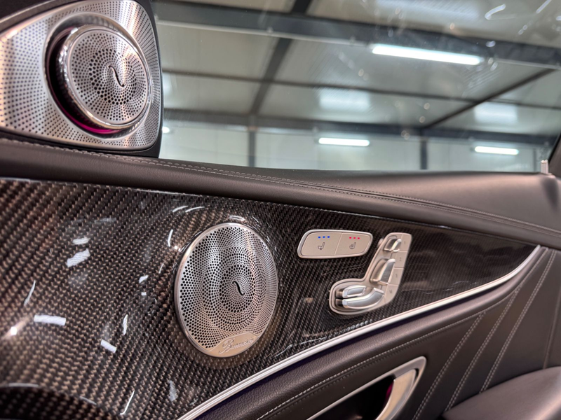 Mercedes-Benz E 63 AMG E 63S 4M+ KRMK*2CRBN*PANO*BRMST*DRVRS*BEAM*VOLL! — photo 11