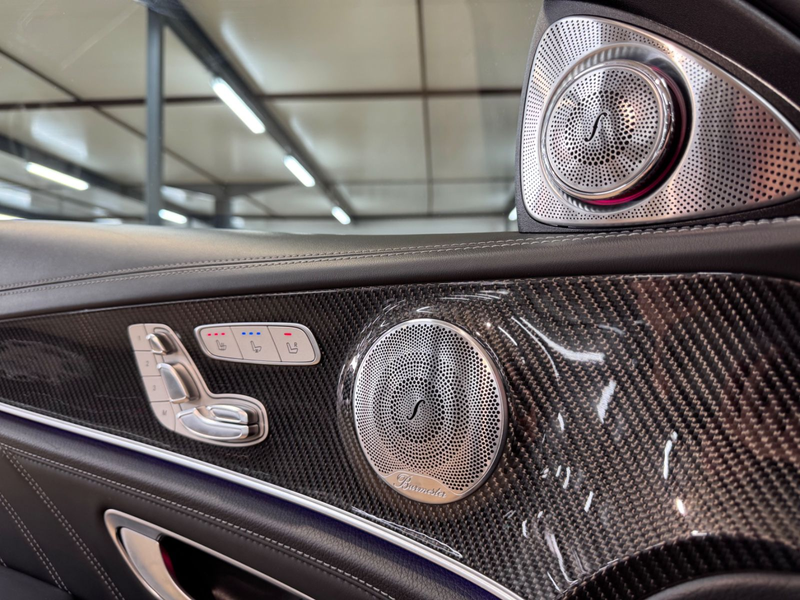 Mercedes-Benz E 63 AMG E 63S 4M+ KRMK*2CRBN*PANO*BRMST*DRVRS*BEAM*VOLL! — photo 12
